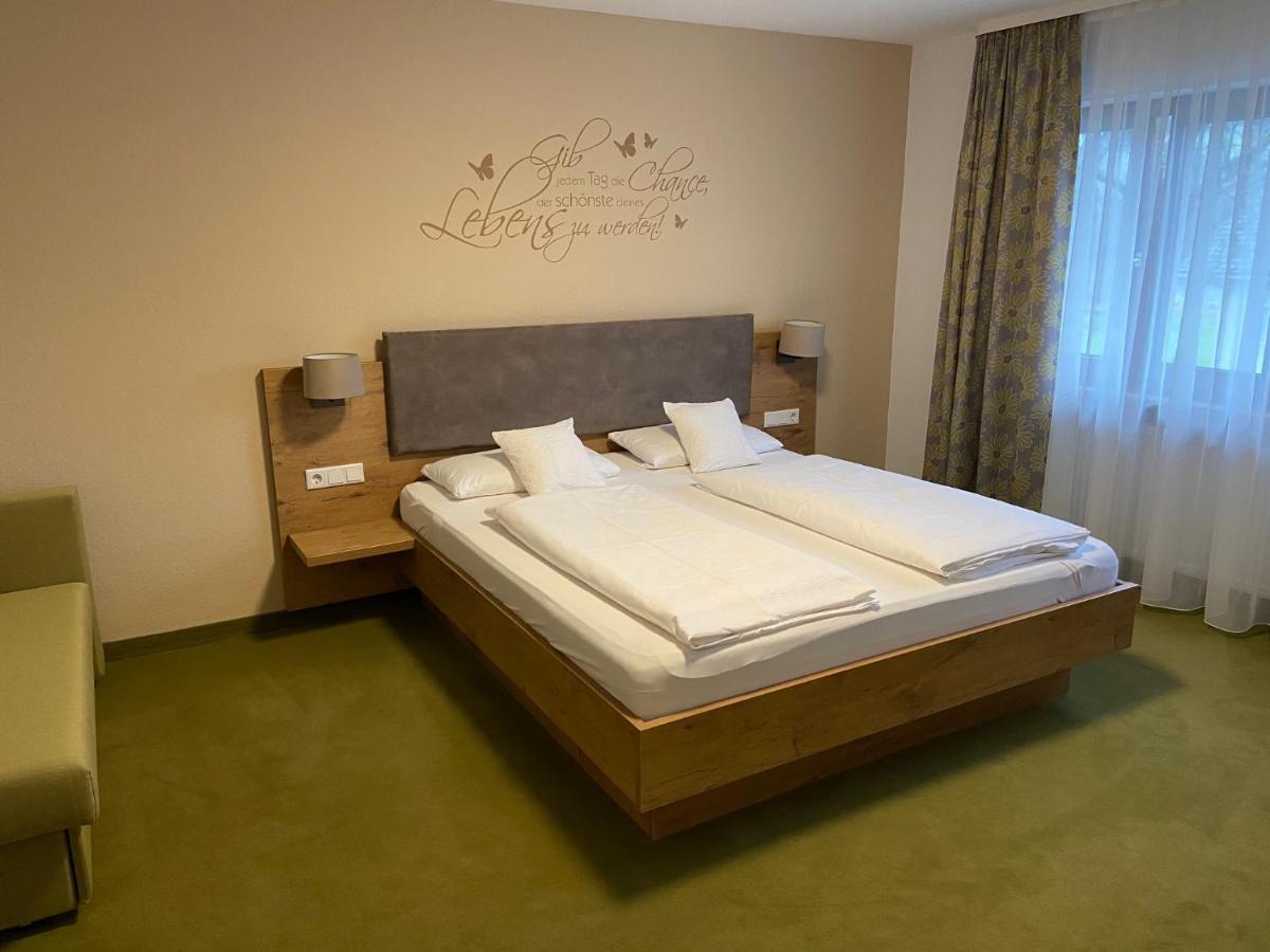Gasthaus Hotel Kranz Лауфенбурґ Екстер'єр фото