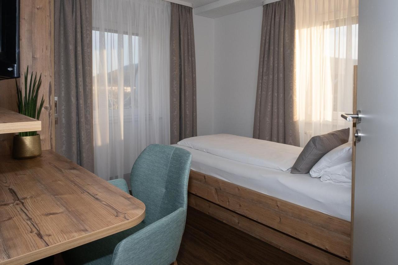 Gasthaus Hotel Kranz Лауфенбурґ Екстер'єр фото