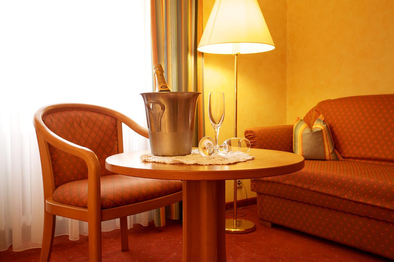 Gasthaus Hotel Kranz Лауфенбурґ Екстер'єр фото
